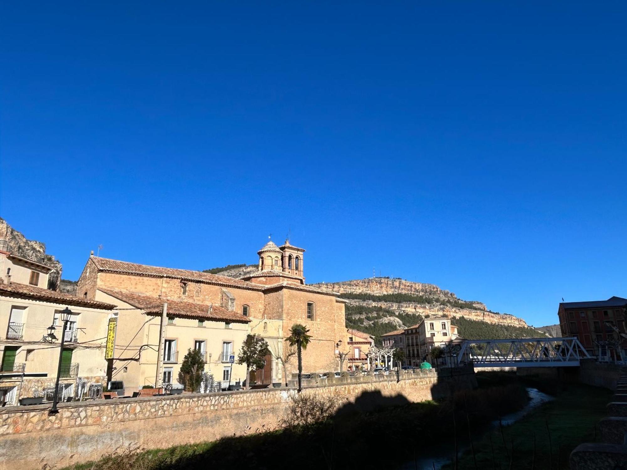 Pena Cortada * Alhama De Aragon